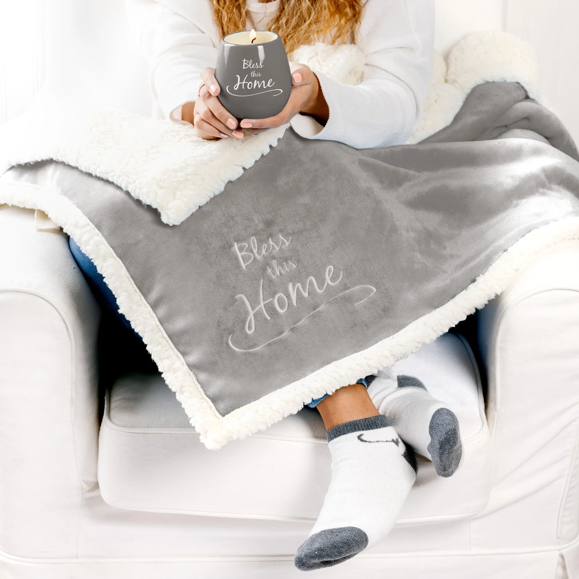 Home 42" x 50" Sherpa Lined, Royal Plush Blanket Gift Set